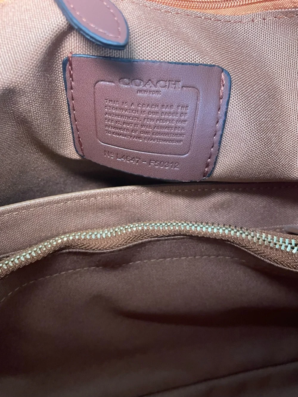 Coach Snoopy City Tote - Picture 4 of 7